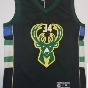 MILWAUKEE BUCKS ANTETOKOUNMPO